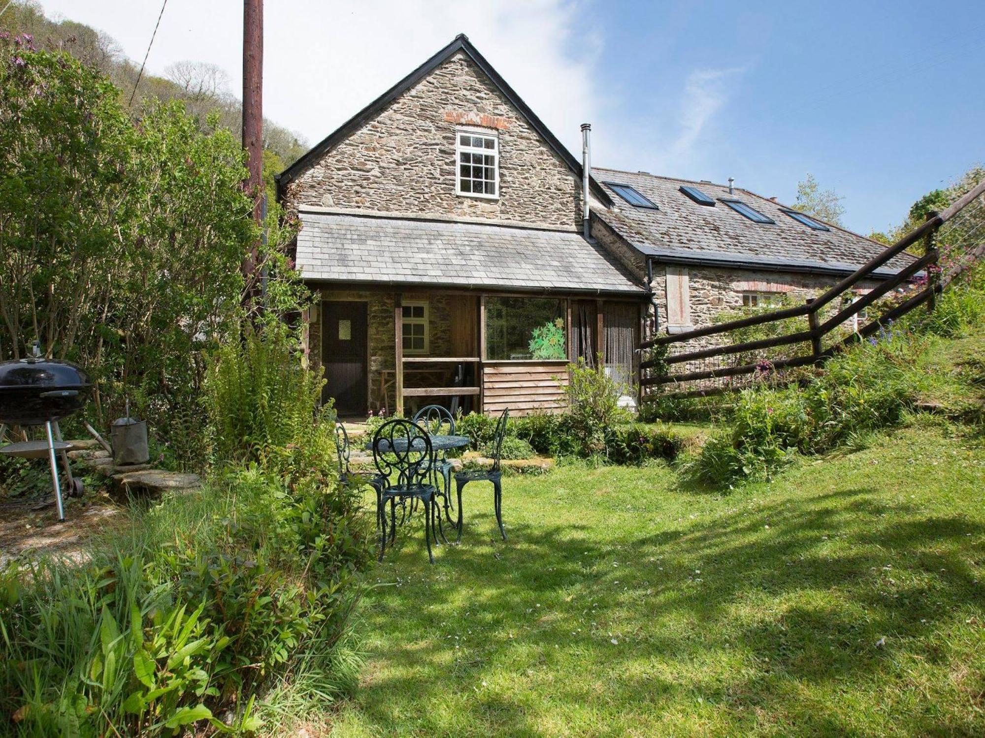Watermill - 18th Century Converted Mill 10 Mins From Holiday home Dartmouth